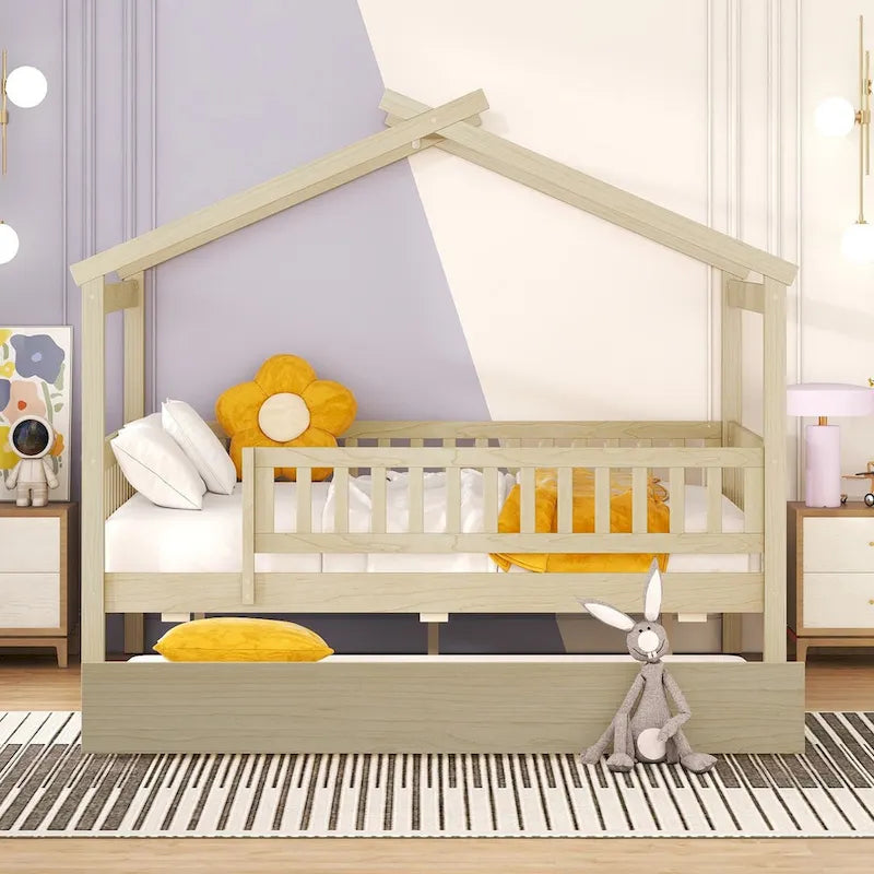 Full Pine House Bed with Twin Trundle and Guardrail