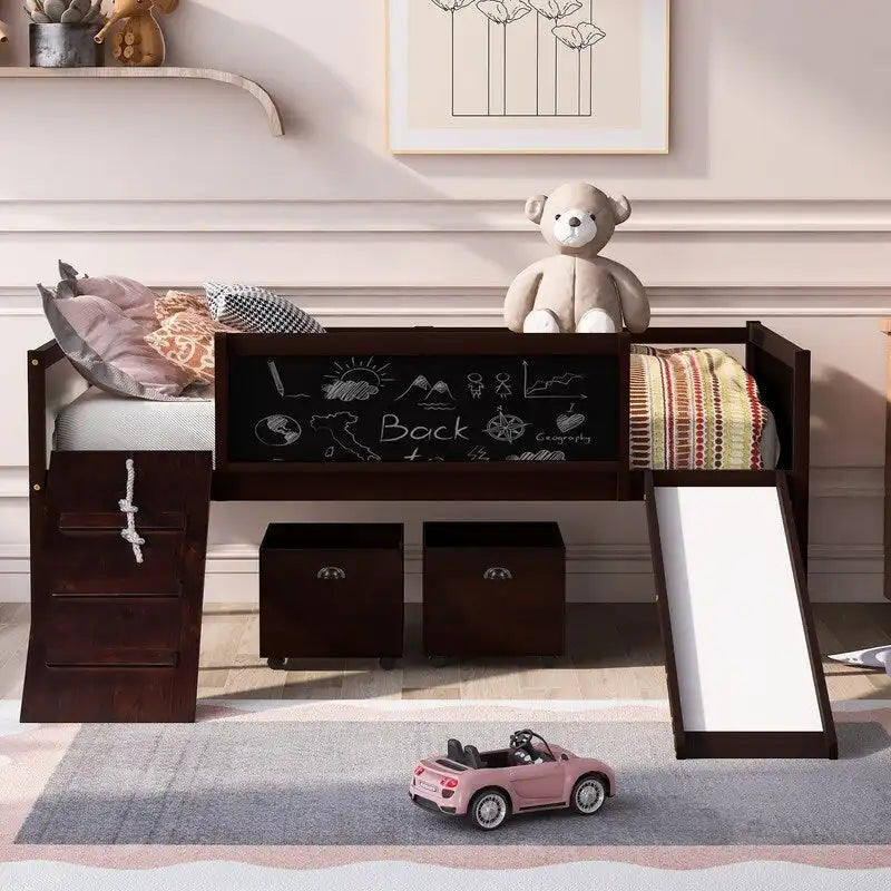 Lit superposé simple en bois avec toboggan, rangements, échelle et tableau noir